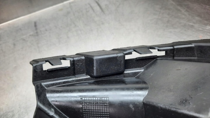 фото №6, Кріплення кронштейн   галоген праве 31407961 volvo xc40
