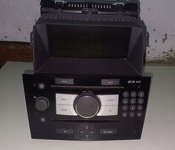 фото №1, Радио cd70 навигация + дисплей opel zafira b рестайлинг