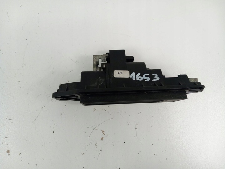 фото №2, Mercedes c класс w203 рестайлинг ручка крышки багажника микровыключатель a2037401193