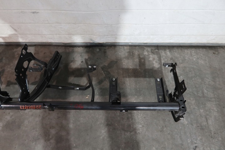 фото №9, Балка шток pod приборная панель audi a1 8x