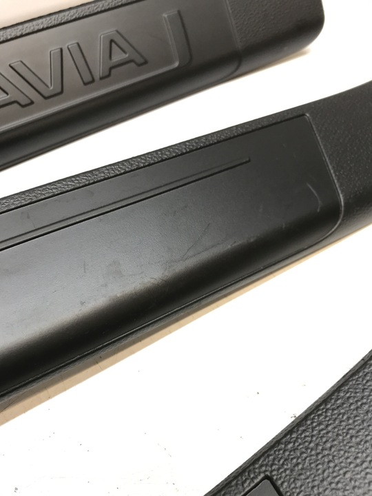 фото №7, Skoda octavia iii 5e0 планки накладки пороговые комплект 5e0071303
