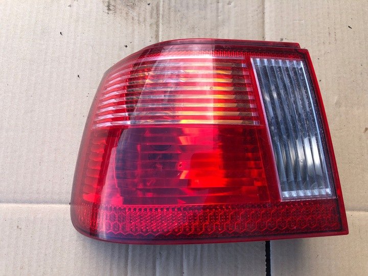 фото №1, Ліва лампа задня зад seat ibiza ii 99-02 3 двері