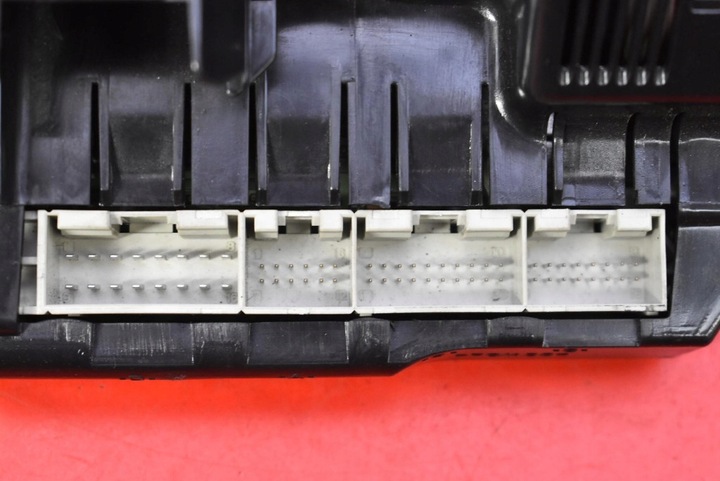 фото №7, Панель керування повітропровід клімат 4f1820043t audi a6 c6 04-08