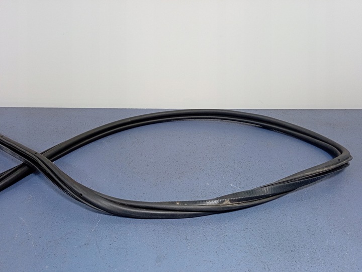 фото №3, Audi q7 i 4l прокладка двері праві зад