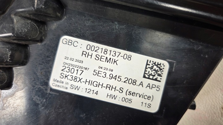 фото №8, Skoda octavia iv 4 5e3 20- фара зад задня праве права led 5e3945208a