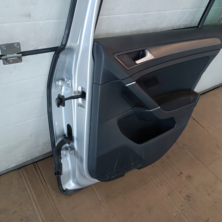 фото №11, Дверь правые зад vw golf vii 7 hb 12-20
