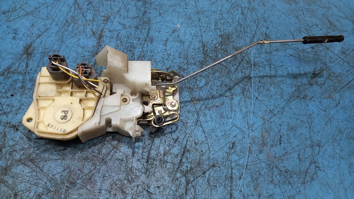 фото №1, Замок дверь левый перед honda jazz ii 02r 1.3b