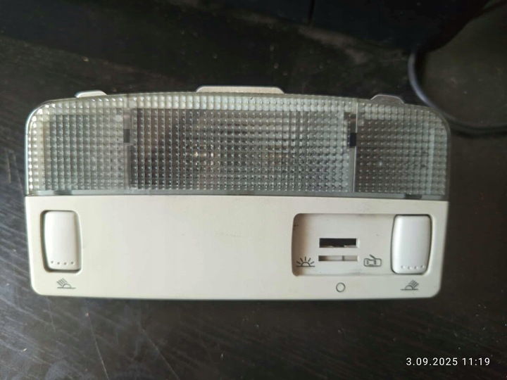фото №1, Volkswagen golf iv passat лампа освещение интерьера кабины 3b0947105c