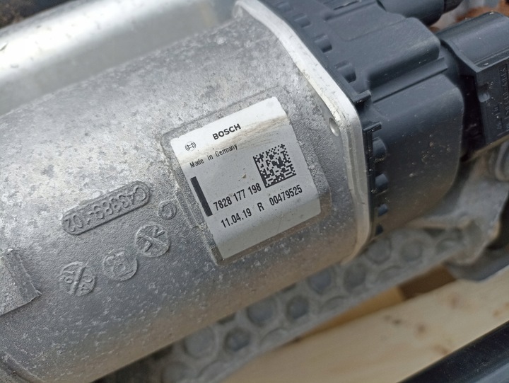 фото №8, Bmw 8 g15 4.4 850i подвешивание зад подрамник дифференциал крутильные 8686983