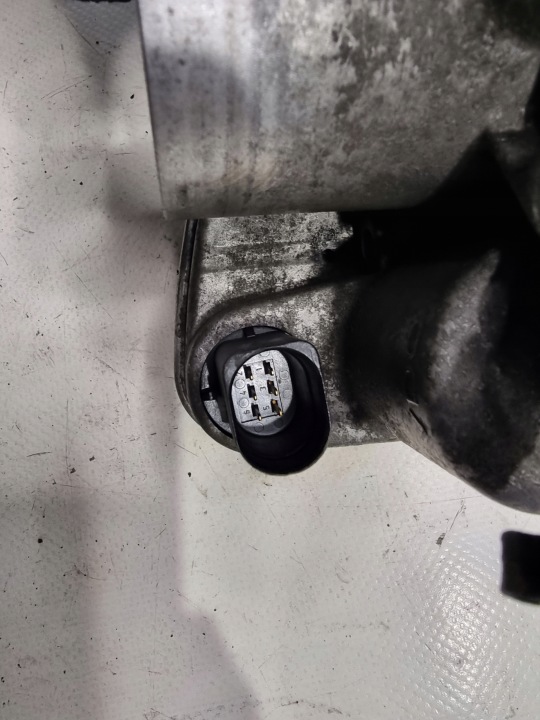 фото №8, Дроссельная заслонка oem номер 036133062l skoda fabia i 1.4 16v
