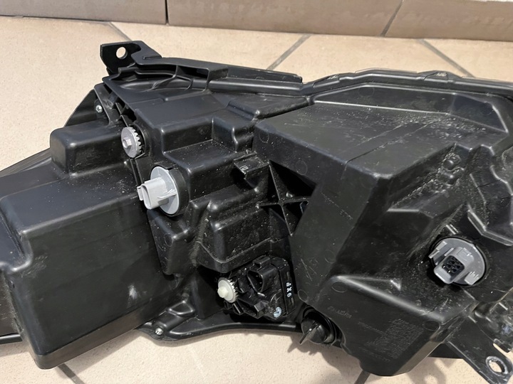 фото №12, Honda hrv ii 2 рестайлінг повний led лампа передня перед права 100-62296