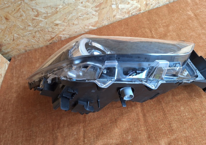 фото №12, Mazda 3 iii bm рестайлінг 8l лампа права повний led bsp5 51030 10 pin