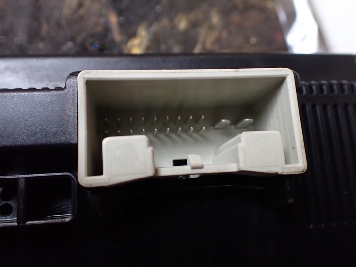 фото №6, Панель кондиционера vw passat b7 2.0 tdi sedan dsg 5k0907044er 10141