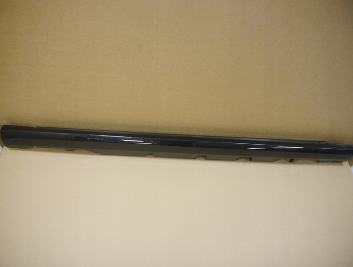 фото №1, Audi a8 d4 планка порогова права 4h0853856f ly8x