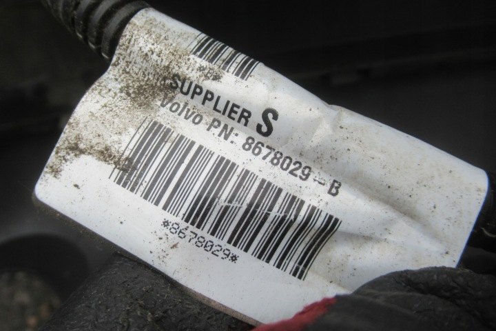 фото №11, Volvo v50 2.4 d 06r бампер задній  pdc 30678066