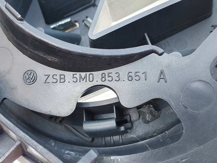 фото №6, Vw golf v plus + 2005-2009 5m0853655 решётка радиатора решётка