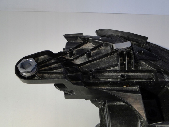 фото №13, Mercedes e клас 213 238 лампа передня права mutlibeam nieb a2139069504