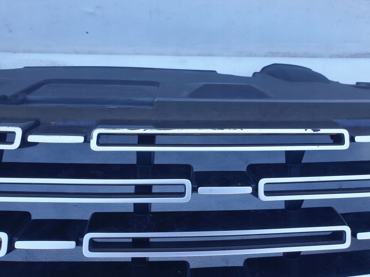 фото №8, Range rover l460 v 22- решітка решітка w бампер перед передній m8e2-8200-a