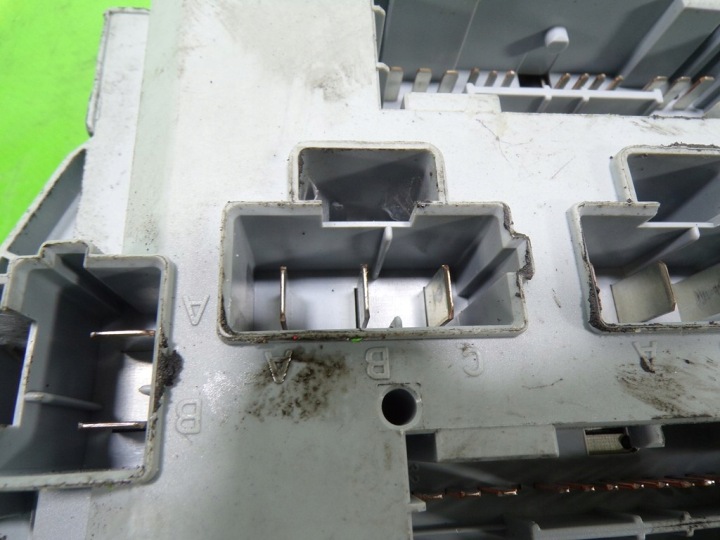 фото №5, Fiat linea 1.3 jtd блок запобіжників 51815360