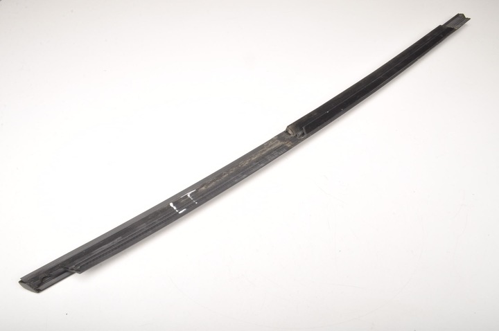 фото №7, Bmw f40 планка стёкла прилегающая к стеклу задняя левая