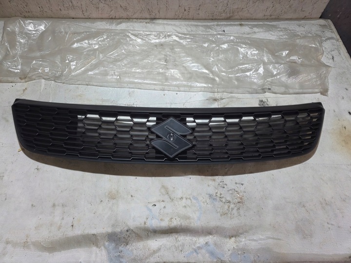 фото №1, Suzuki swift mk7 13-16 решітка радіатора решітка