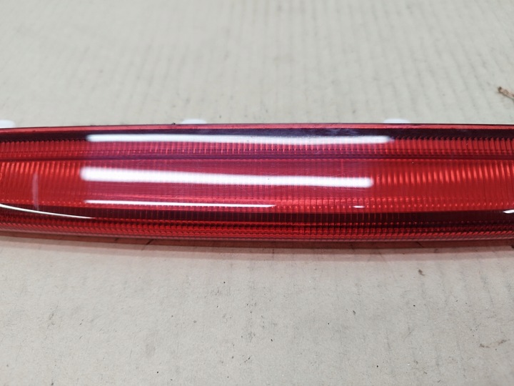 фото №4, Лампа третье свет сплав крышки audi a3 8p 5 дверь 8p4945097 2003-2008