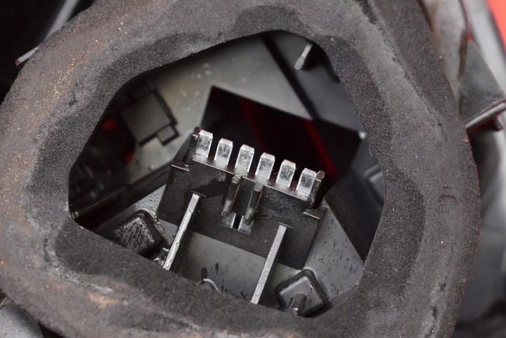 фото №6, Лампа права зад задня 13188046 opel corsa d 5d hb 06-11