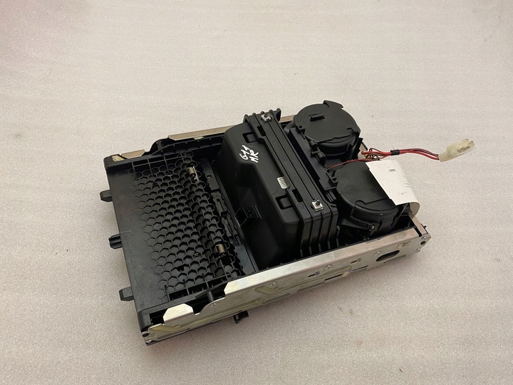 фото №7, Bmw 7 g11 g12 тримач na чашка панелі розподільчої