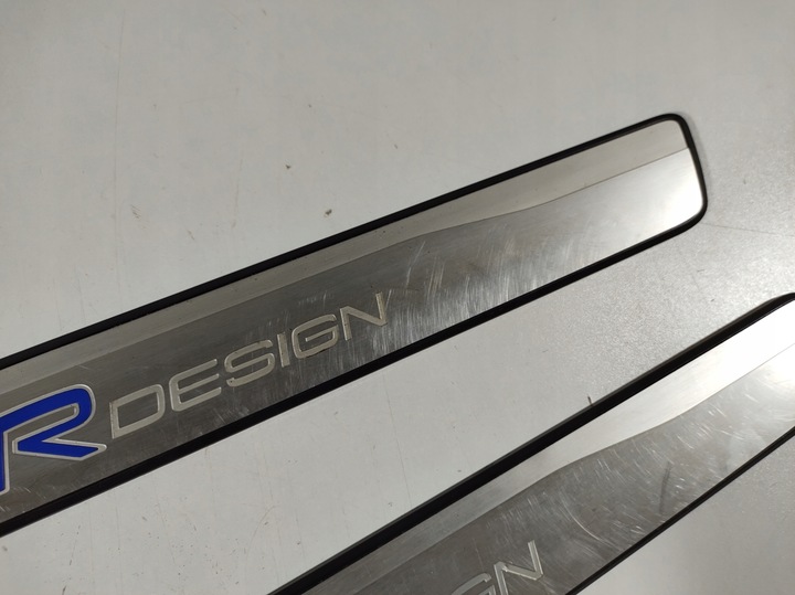 фото №5, Volvo xc60 2.0 d4 14r- планка накладка порога 31391249