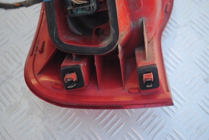 фото №8, Лампа права зад 3c9945096 vw passat b6