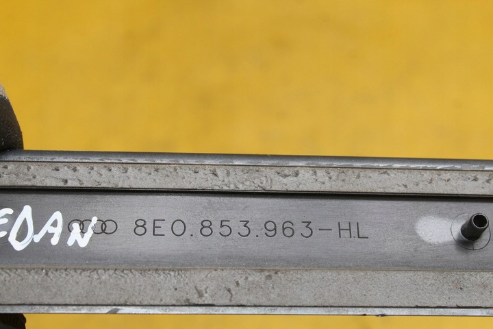 фото №7, Планка середня двері лівий зад a4 b6 8e0853963hl