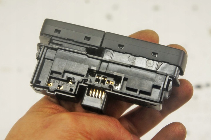 фото №6, Tk084 suzuki vitara iii панель выключатель переключатель аварийных