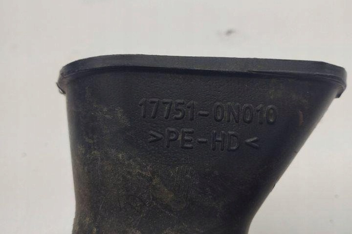 фото №7, Труба воздуха toyota corolla verso _e12_ 177510n010 2.0l дизель 85kw