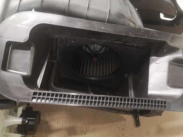 фото №9, Вентилятор воздуходувка печка saab 9-3 93 ii рестайлинг