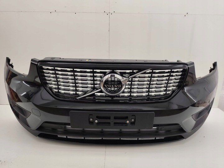фото №6, Volvo xc40 передний бампер 717 r-design