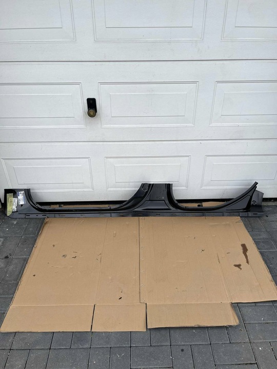 фото №1, Порог панель zew.prawy ford mustang mach e lj8z5810128