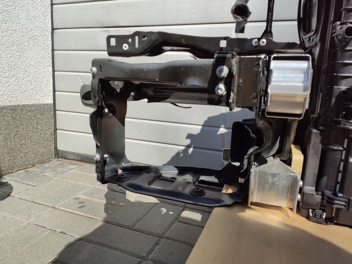 фото №15, Pas переднє комплектний bmw 5 seria g30 m550i 4.4 v8 biturbo радіатор балка