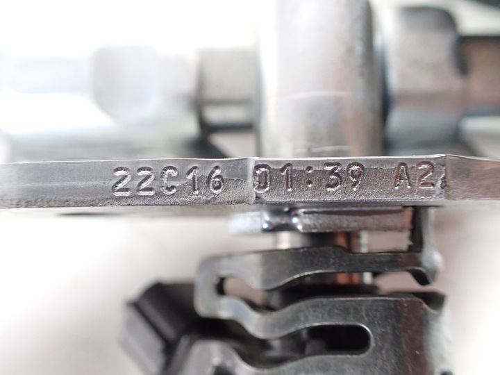 фото №7, Планка впрыскивающий з wtryskami toyota corolla 23250-f2050