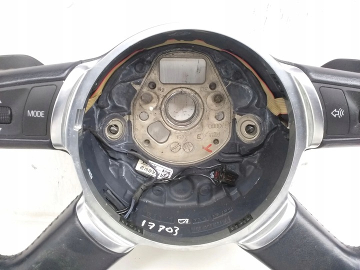 фото №10, Audi a8 s8 d3 4e 2005 руль