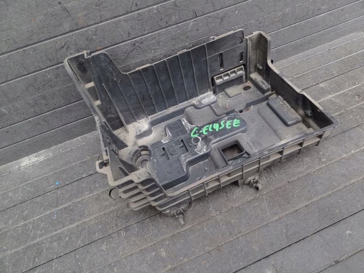 фото №1, Citroen c-elysee 2013 1,6 основание акумулятора org