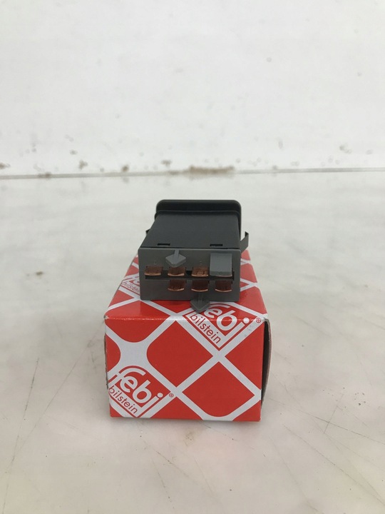 фото №9, Вимикач світла аварійних vw golf iv перемикач системи попереджувальний