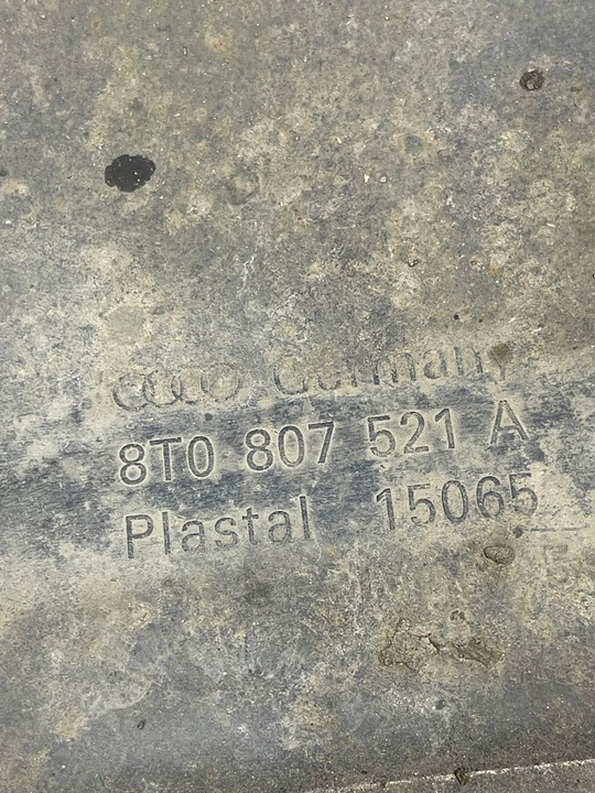 фото №16, Audi a5 8t купе бампер + накладка зад 4x датчики pdc lx5v