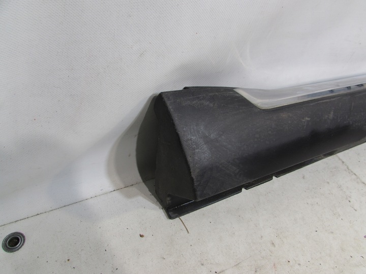 фото №3, Планка накладка порогова права citroen c-crosser 6512a137-01