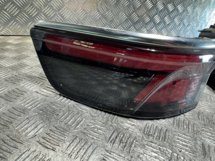 фото №8, Лампа задня права праві зад jeep wagoneer iv ws 22- 68342258ab usa