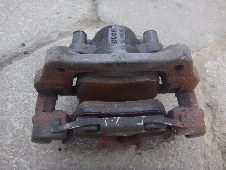 фото №6, Супорт правий перед передній bmw f20 f30 f32 22/300/54