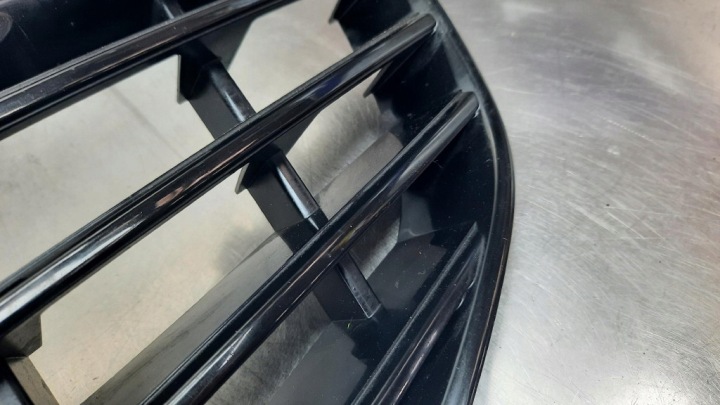 фото №9, Решітка радіатора решітка oem номер 31425881 volvo xc60 рестайлінг 13-18r