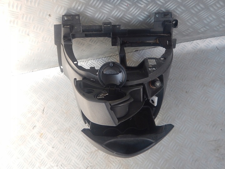 фото №1, Citroen c8 peugeot 807 рестайлинг туннель средний бардачок