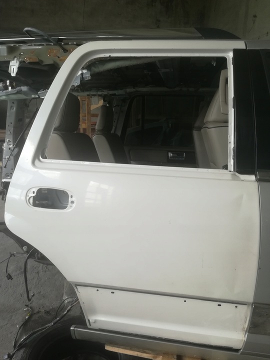 фото №1, 2007 2010 2014 lincoln navigator двері задні праві