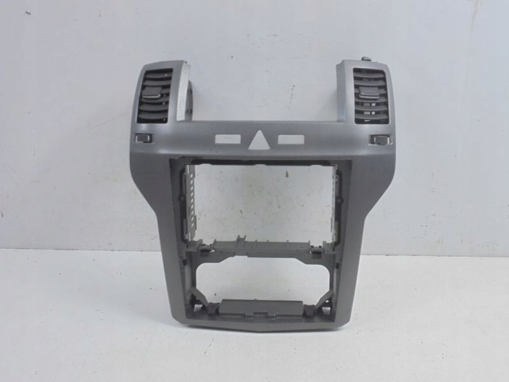 фото №9, Opel zafira b консоль середня рамка радіо 13162556 331985437