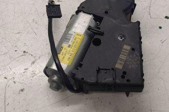 фото №1, Модуль люк vw passat b7 аксессуар 365 8d0959591c 2.0l дизель 103kw